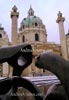 Andrés Amorós - Escultura de Henry Moore e Iglesia (Viena)